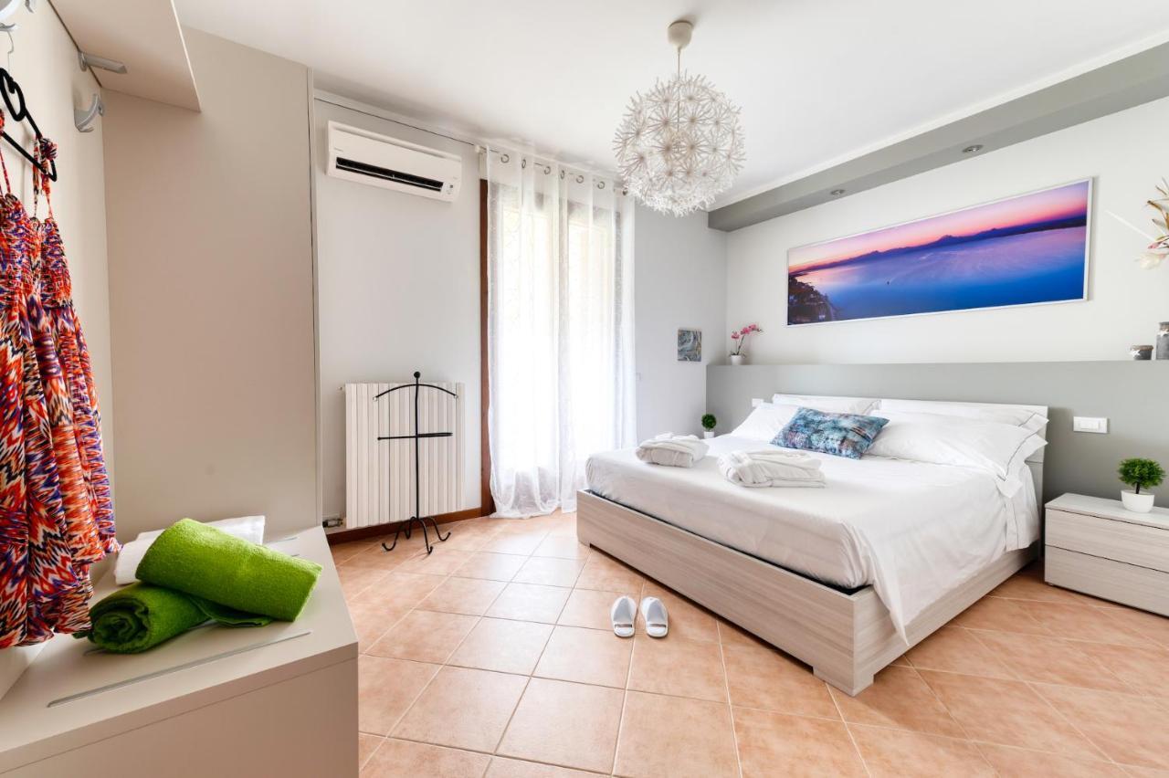 Wolf House - Sirmione Holiday Exterior photo